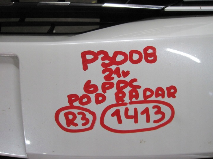 PARE-CHOCS AVANT PEUGEOT 3008 II 6 PDC AVANT