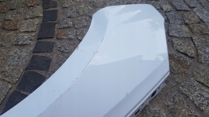AUDI A4 8W B9 LIFT AILE GAUCHE 8W0821091 ORIGINAL