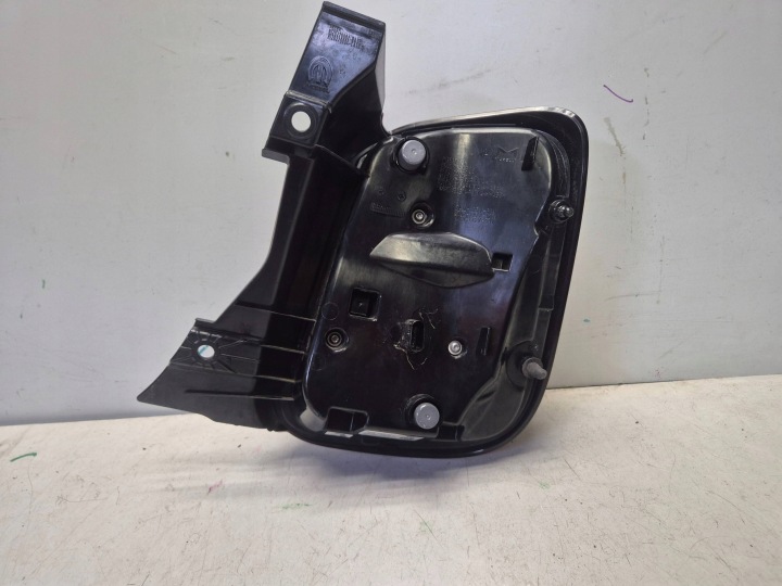 PHARE ARRIÈRE ARRIÈRE CÔTÉ GAUCHE FIAT 500E ÉLECTRIQUE 20- 20270111
