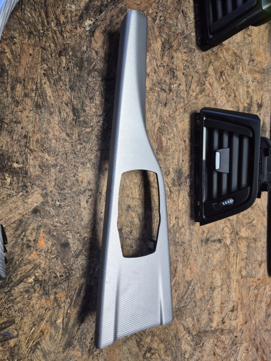 BMW F32 MOULURE INTÉRIEURE DÉCOR CONSOLE CENTRALE GRILLES CONDUIT D'AIR UK 9218552