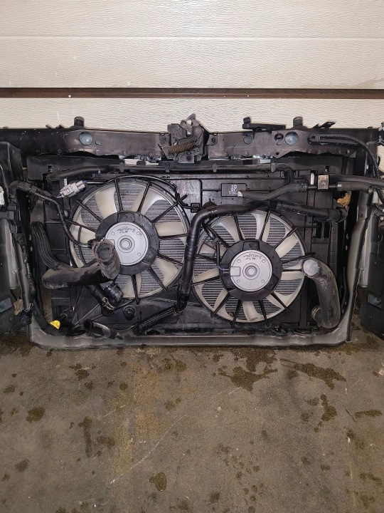 PANNEAU AVANT LONGERON POUTRE RADIATEURS TOYOTA PRIUS PLUS LIFT ZVW40 54636