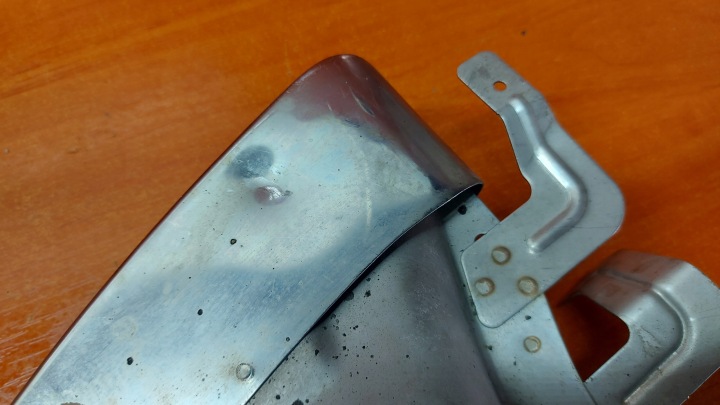 EMBOUT MOULURE BOUCHON ÉCHAPPEMENT DROITE DROIT ARRIÈRE ARRIÈRE VOLVO S60 V60