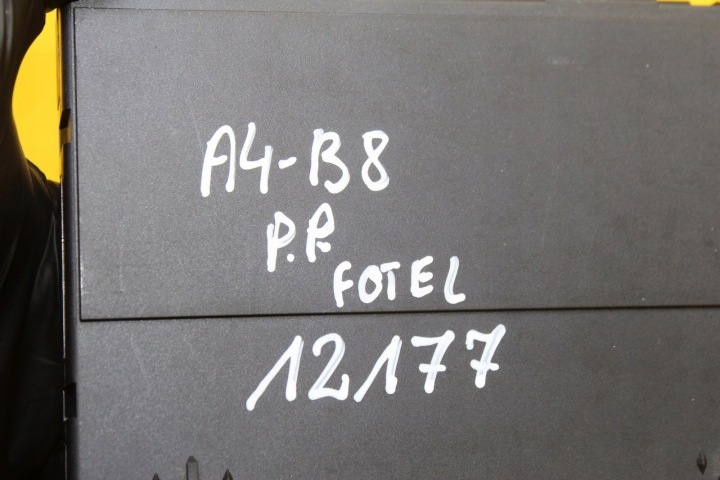 MODULE CONTRÔLEUR SIÈGES DROIT AVANT AUDI A4 B8 8K0959760A