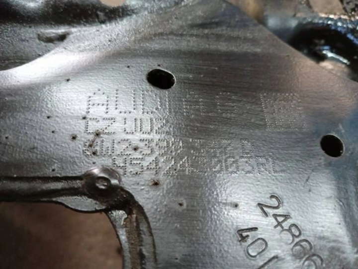 CHÂSSIS BERCEAU CHÂSSIS TRAVERSE MOTEUR AVANT AUDI A4 B9 A5 2.0 TDI 8W2399347D