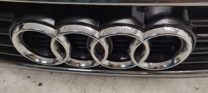 CALANDRE RADIATEUR GRILLE AUDI A6 C4