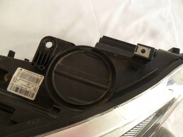 PROJECTEUR AVANT CÔTÉ DROITE BMW 2 F45 7422580 COMPLET LED