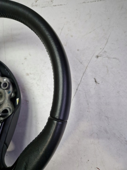VOLANT CUIR MULTIFONCTION RENAULT CAPTUR I 1