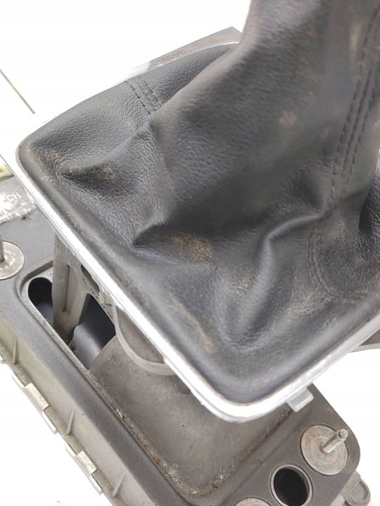 2007 VOLKSWAGEN PASSAT B6 CRIC CHANGEMENTS VITESSE 1K0711061A