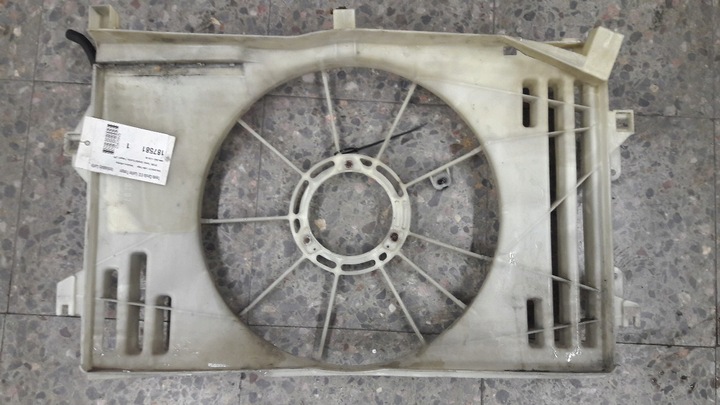 122750-7373 122750-7373 CUERPO DE VENTILADOR TOYOTA COROLLA E12 