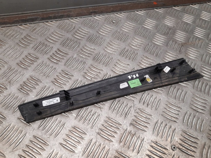 AUDI A8 S8 D4 4H 2015 BRODERIE PORTES ARRIÈRE