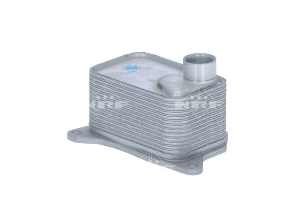 NRF RADIATEUR HUILES AUDI A1 1.8 02/15 31330