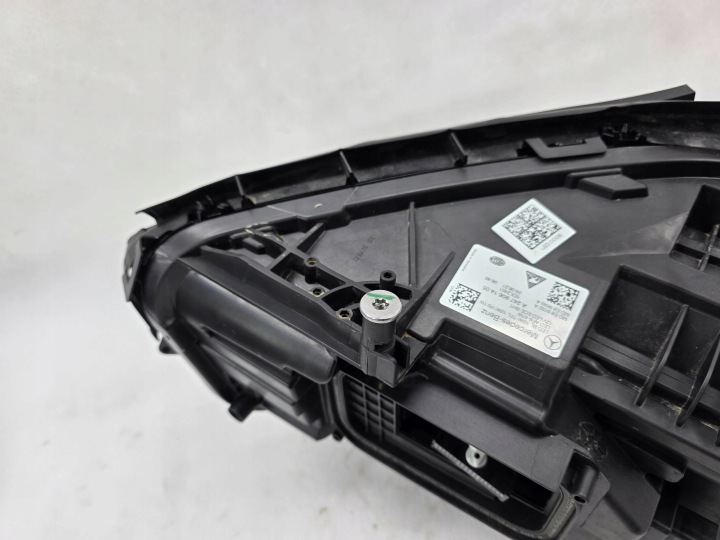 MERCEDES B-KLASA W247 18+ PHARE AVANT DROITE COMPLET LED EUROPE A2479061405