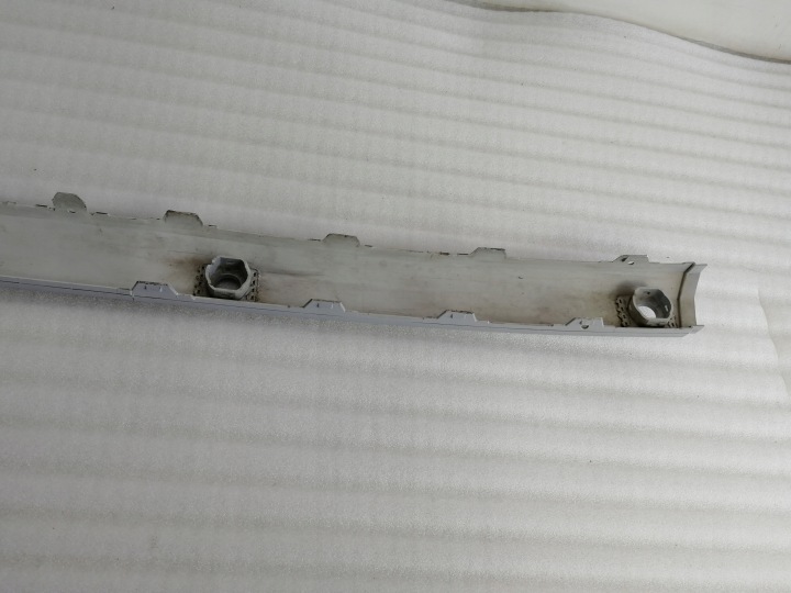 MERCEDES C-KLASA W203 BERLINE MOULURE PARE-CHOCS ARRIÈRE