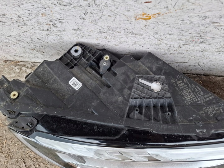 AUDI A3 S3 2020- 8V0941034 PHARE DROITE COMPLET LED