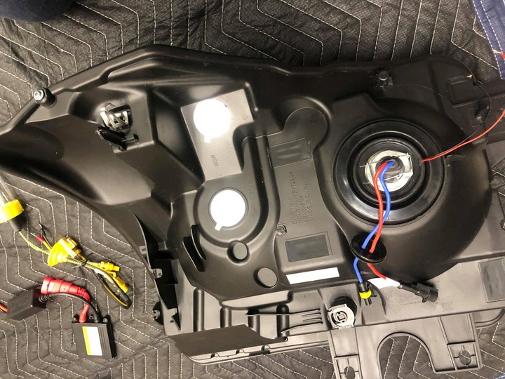 FORD F450 F350 2011+ LAMP 