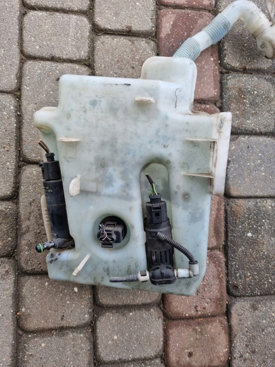 FORD OE AG91-17B613 RÉSERVOIR LAVE-GLACES