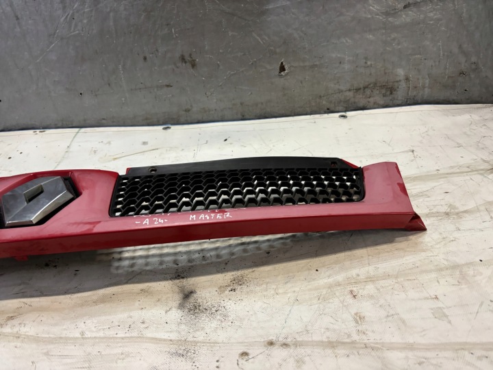 GRILLE CALANDRE RADIATEUR RENAULT MASTER II 2 LIFT 8200233765