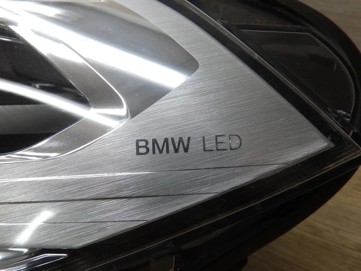 BMW 2 PIEZAS F39 2019 PARTE DELANTERA LADO IZQUIERDA FAROS PARTE DELANTERA 