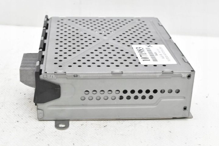 MODULE SYNTONISEUR RADIO 4E0035541L AUDI A8 D3 LIFT 05-07