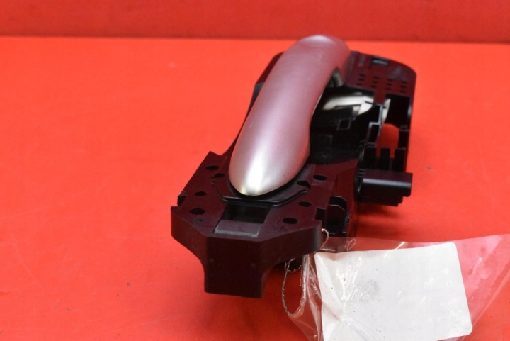 POIGNÉE GAUCHE ARRIÈRE ARRIÈRE 806070033R RENAULT MEGANE SCENIC 3 III 09-12