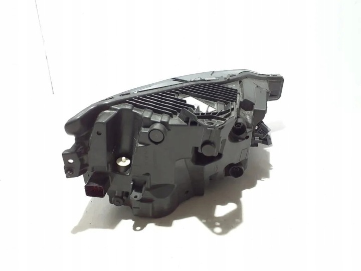 PHARE GAUCHE AVANT VOLVO XC60 II (246) 32420430 2021