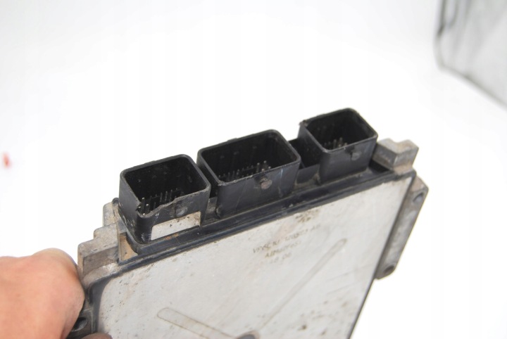 ORDINATEUR CONTRÔLEUR MOTEUR FORD TRANSIT 2,2 TDCI 6C11-12A650-AJ 9DCJ 6M354