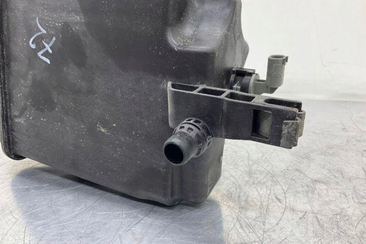 RÉSERVOIR D'EXPANSION BMW 7 (F01, F02) 7575577 4.4L GASOLINE 300KW 2009