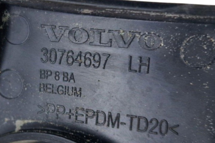 GAUCHE GLISSIÈRE ARRIÈRE PARE-CHOCS VOLVO XC60 30764697 3.2L GASOLINE 179KW 2012
