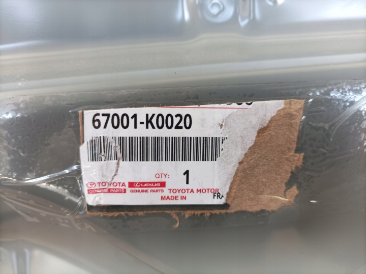 PORTES DROIT AVANT TOYOTA YARIS IV NOUVEAU ORIGINE 67001-K0020
