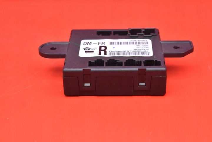 CONTRÔLEUR MODULE PORTES DROIT AVANT 68245458AB JEEP GRAND CHEROKEE IV WK2 13-