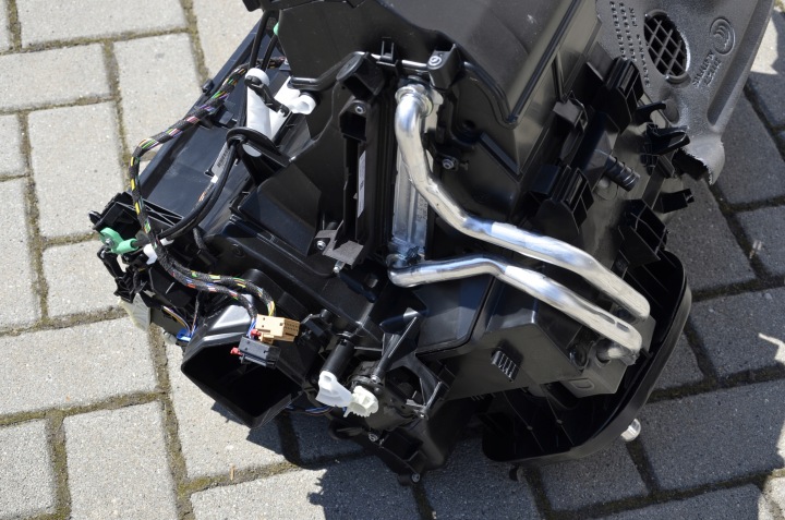 VW ARTEON RESTYLAGE CHAUFFAGE CLIMATISEUR 5WB816001A
