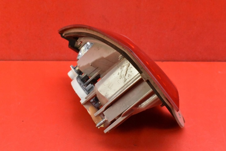 PHARE DROITE ARRIÈRE ARRIÈRE 6G91-3B437-BE FORD MONDEO MK4 UNIVERSEL 07-10