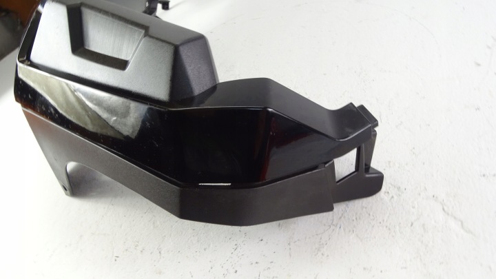 N66 HONDA X-ADV X-ADVENTURE 750 PLANCHER PLATEFORME PODNOZEK CÔTÉ