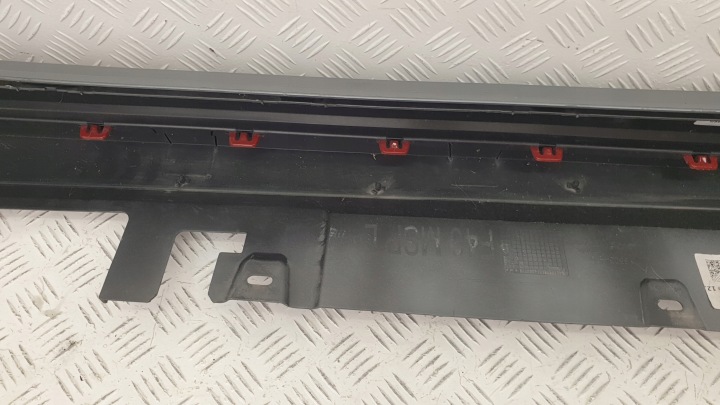 BMW 1 F40 MODULE MSP MOULURE SEUIL SEUIL GAUCHE