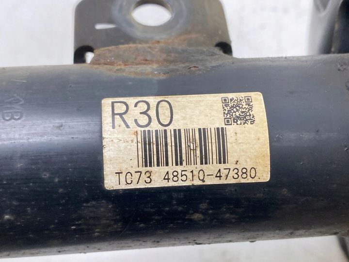 2018 TOYOTA PRIUS PRIME AMORTISSEUR AVANT 4851047380