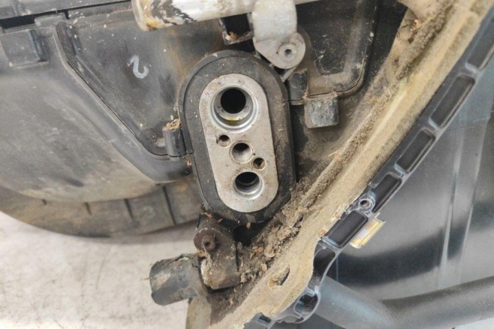 CHAUFFAGE AUDI A8 D2 (4D2, 4D8) 0637005001 3.3L DIESEL 2002