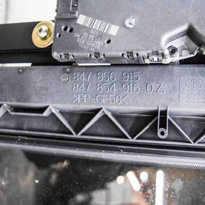 TOIT OUVRANT VW TOUAREG (7LA, 7L6, 7L7) 8D0959591C 14262263 3.2L 162KW 2004