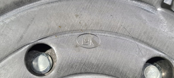 NISSAN QASHQAI J11 1.6 DIG-T EMBRAYAGE COLLIER VOLANT BIMASSE ORIGINAL