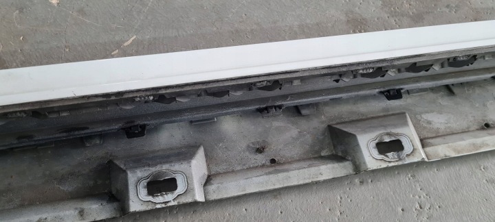A5 8W MOULURE REVÊTEMENT SEUIL GAUCHE SLINE SPORTBACK LS9R 8W8853859A