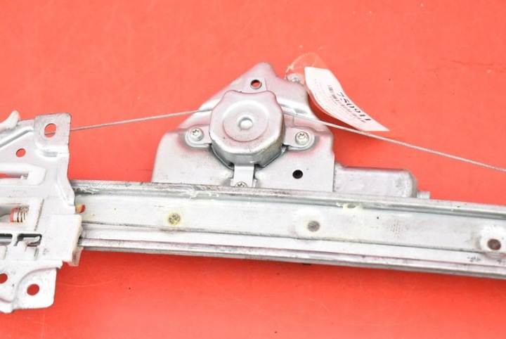 ÉLÉVATEUR VITRES GAUCHE AVANT SUZUKI GRAND VITARA II