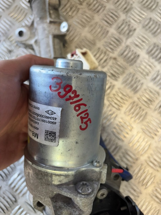 CRÉMAILLÈRE DE DIRECTION RENAULT TWINGO III 490015917R FONCTIONNEL