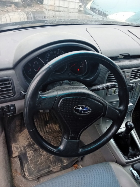 SUBARU FORESTER SUR PIÈCES RÉTROVISEUR DROIT