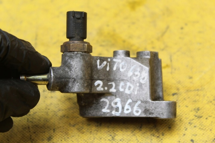 BRIDE CAPTEUR CARBURANTS VITO W638 2.2CDI 6110700340