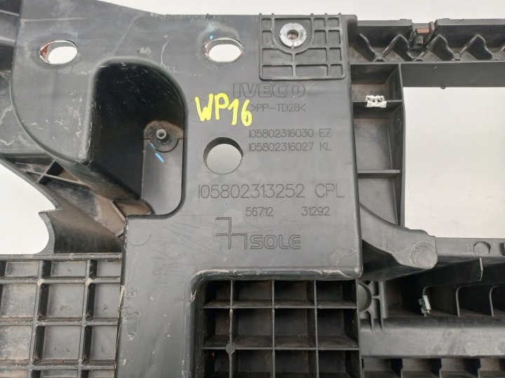 IVECO DAILY LIFT 19- PANNEAU AVANT RENFORCEMENT PARE-CHOCS AVANT 105802316030 ÷