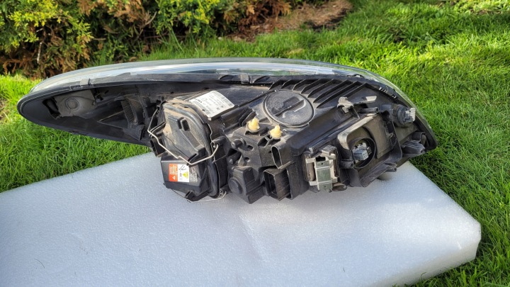 PHARE DROITE GAUCHE AVANT AVANT VOLVO C30 LIFT 10-12 PROJECTEUR GAUCHE DROIT