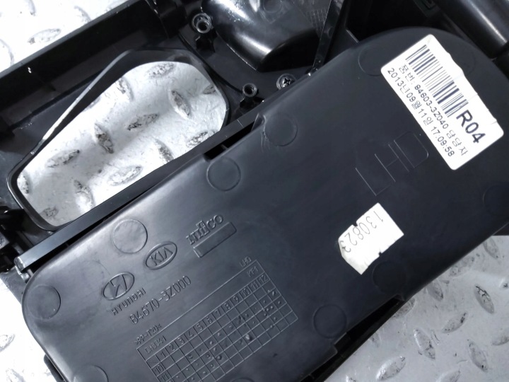 MOULURE CONSOLES CENTRALE HYUNDAI I40 846513Z000