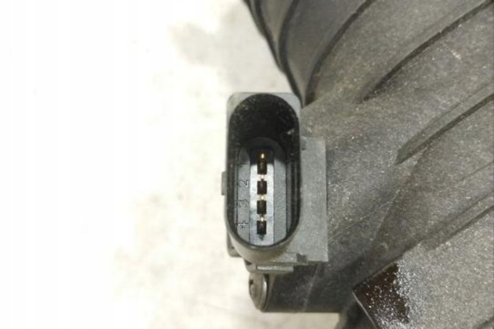 RADIATEUR EAU BENTLEY CONTINENTAL FLYING PIGNON (3W_) 3W0145804E GASOLINE