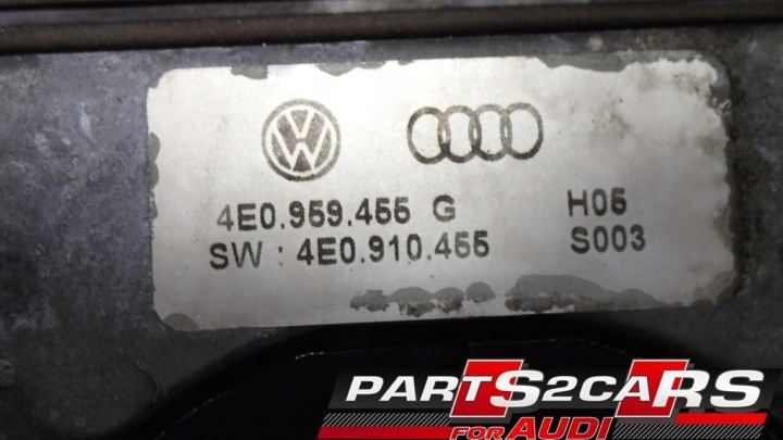 CHÂSSIS VENTILATEURS VENTILATEURS AUDI S8 D3 5.2 B 4E0121205N