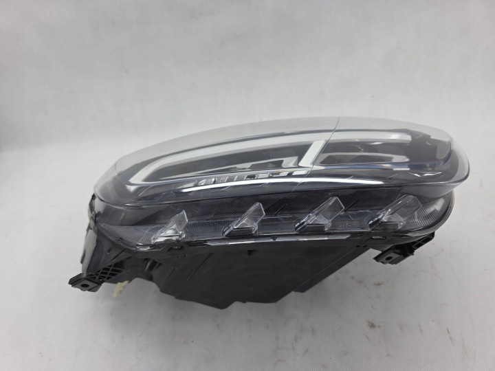 DACIA DUSTER II LIFT 2021+ PHARE AVANT DROITE COMPLET LED EUROPE 260106194R