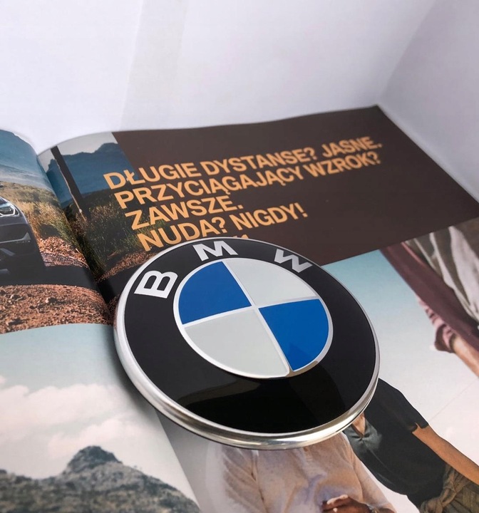 LOGOTIPO BMW E64 PARTE DELANTERA ODPORNY AL WARUNKI DEMMEL 82MM 